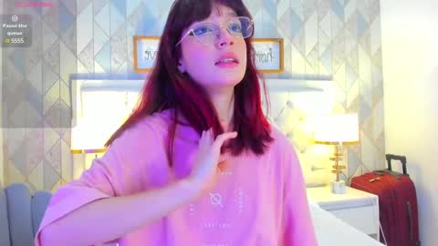 Snapshot of nastya_fantasy chatting on February 22, 2025, 7:14 pm Nastya online show from February 22, 2025, 7:14 pm