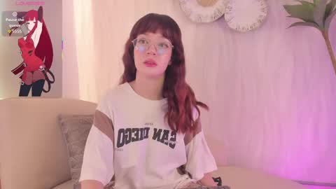 Snapshot of nastya_fantasy chatting on September 24, 2025, 8:01 pm Nastya online show from September 24, 2025, 8:01 pm