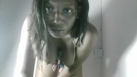 Nastybadgirlxx online show from May 27, 2026, 6:32 am