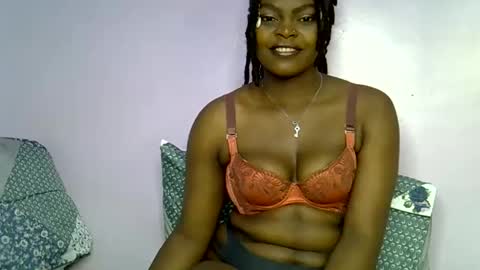 Vicky online show from October 19, 2025, 6:08 pm