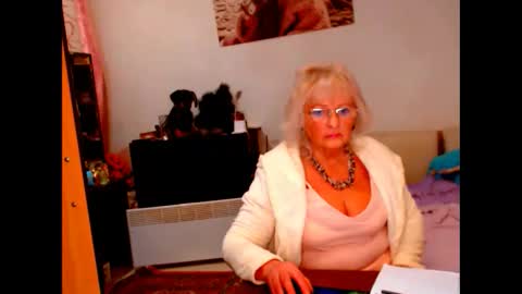 Snapshot of natali7634 chatting on December 2, 2024, 3:25 pm natali online show from December 2, 2024, 3:25 pm