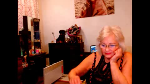 Snapshot of natali7634 chatting on December 21, 2024, 10:40 pm natali online show from December 21, 2024, 10:40 pm