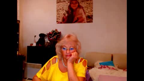 Snapshot of natali7634 chatting on December 25, 2024, 10:17 am natali online show from December 25, 2024, 10:17 am