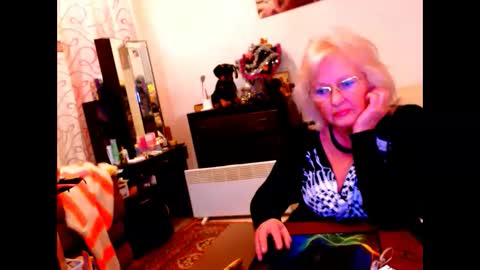 Snapshot of natali7634 chatting on December 30, 2024, 7:59 am natali online show from December 30, 2024, 7:59 am