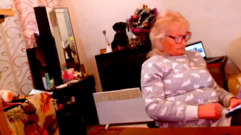 Snapshot of natali7634 chatting on December 31, 2024, 5:40 pm natali online show from December 31, 2024, 5:40 pm