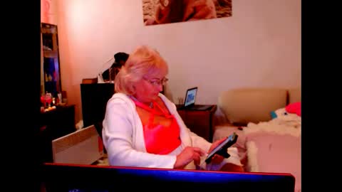 Snapshot of natali7634 chatting on March 1, 2025, 12:34 pm natali online show from March 1, 2025, 12:34 pm