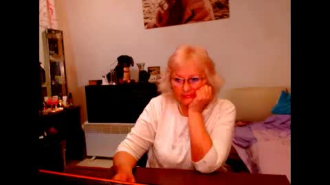 Snapshot of natali7634 chatting on March 5, 2025, 5:29 pm natali online show from March 5, 2025, 5:29 pm