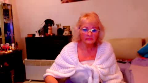 Snapshot of natali7634 chatting on March 6, 2025, 4:30 am natali online show from March 6, 2025, 4:30 am