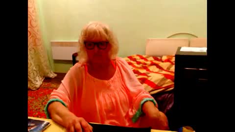 natali online show from May 19, 2026, 2:29 am
