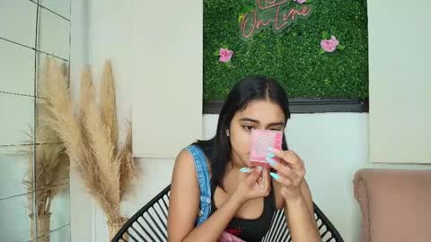 Snapshot of natalia_aguirre chatting on September 9, 2025, 12:26 pm Naty  online show from September 9, 2025, 12:26 pm