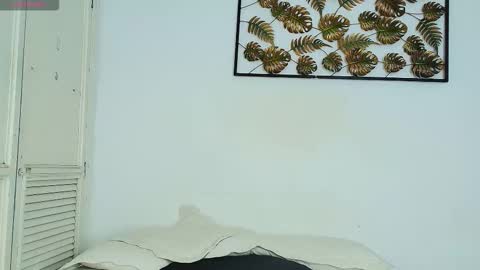 Snapshot of natalia_aguirre chatting on September 13, 2025, 12:05 pm Naty  online show from September 13, 2025, 12:05 pm
