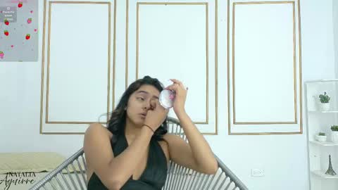 Snapshot of natalia_aguirre chatting on October 3, 2025, 12:13 pm Naty  online show from October 3, 2025, 12:13 pm