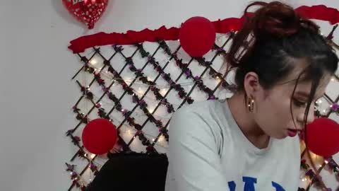 Natalia Walker online show from March 7, 2026, 4:48 pm