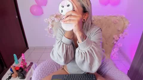 Snapshot of nataliahenao_69 chatting on September 26, 2025, 2:32 pm Nataliua Henao online show from September 26, 2025, 2:32 pm