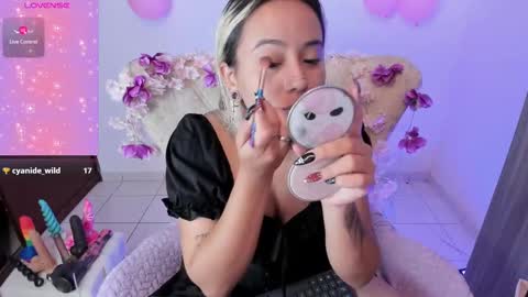 Snapshot of nataliahenao_69 chatting on October 20, 2025, 12:00 am Nataliua Henao online show from October 20, 2025, 12:00 am