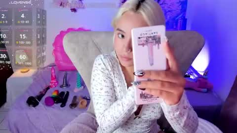 Snapshot of nataliahenao_69 chatting on June 8, 2026, 3:23 pm Nataliua Henao online show from June 8, 2026, 3:23 pm