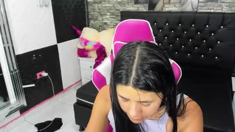 Snapshot of nataliatompsonx1 chatting on October 7, 2025, 6:10 am nataliatompsonx1 online show from October 7, 2025, 6:10 am