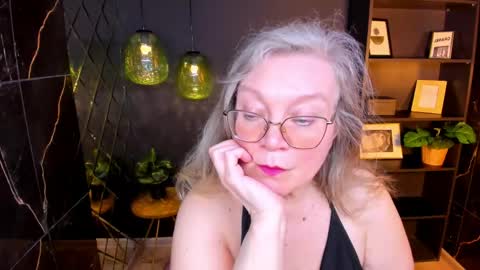 NataliCloud online show from May 5, 2026, 1:30 pm