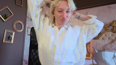 Natalie online show from May 26, 2026, 5:36 am