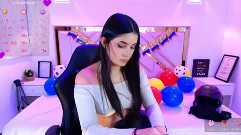 Snapshot of natalie_loffreda chatting on June 27, 2026, 8:14 pm natalie online show from June 27, 2026, 8:14 pm