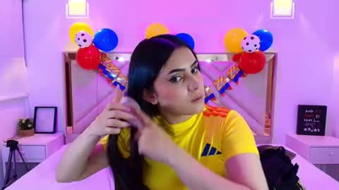 Snapshot of natalie_loffreda chatting on July 7, 2026, 8:02 pm natalie online show from July 7, 2026, 8:02 pm