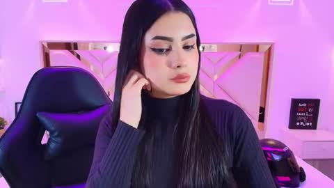Snapshot of natalie_loffreda chatting on July 17, 2026, 8:14 pm natalie online show from July 17, 2026, 8:14 pm