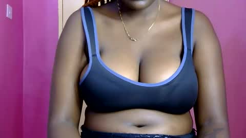 Snapshot of natalie_scarlett chatting on September 15, 2025, 4:51 pm Natalie online show from September 15, 2025, 4:51 pm