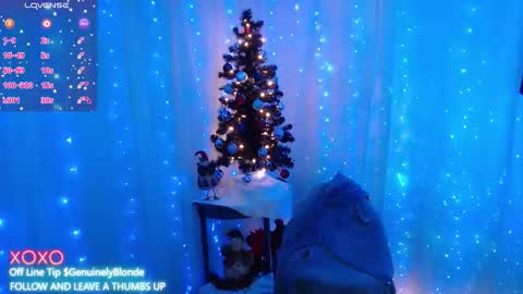 Snapshot of nataliebinx chatting on November 26, 2025, 5:25 pm NatalieBinx Mr.D online show from November 26, 2025, 5:25 pm