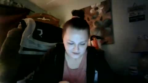 Natalie  online show from February 5, 2025, 3:13 am