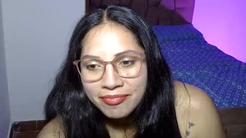 Snapshot of natalieevanss chatting on May 17, 2026, 5:16 am Natalie Evans online show from May 17, 2026, 5:16 am