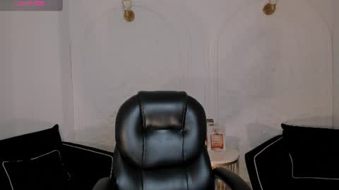 Natalie Lewis online show from June 19, 2026, 11:58 am