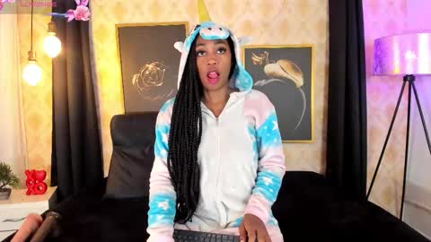 Snapshot of natalieparkerr chatting on March 17, 2026, 12:41 pm NATALIE online show from March 17, 2026, 12:41 pm