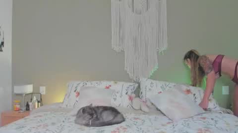 Snapshot of nataly_05 chatting on September 29, 2025, 2:49 am anatalybee online show from September 29, 2025, 2:49 am