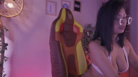 Nataly online show from April 22, 2026, 1:34 pm