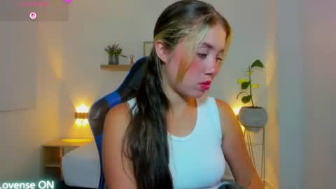 Nataly online show from August 5, 2026, 6:55 pm
