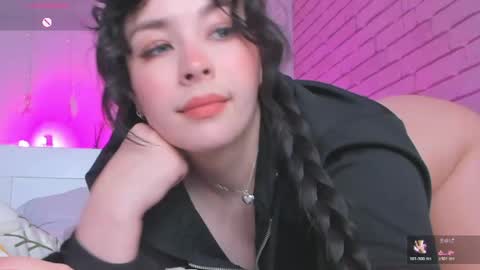 Nataly online show from April 21, 2026, 11:38 am