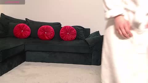 Naty  online show from March 17, 2026, 9:29 pm