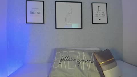  Natasha  online show from April 10, 2026, 11:48 am