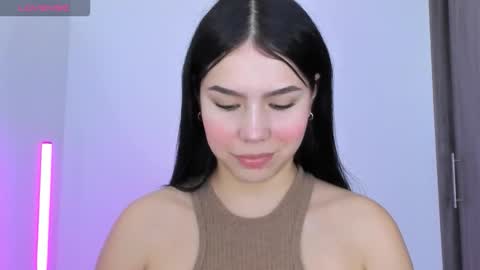 Natalia online show from December 18, 2025, 10:05 pm