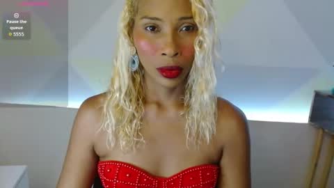 natashadormat online show from September 29, 2025, 1:49 pm