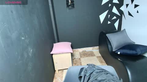 Snapshot of natashamason chatting on December 4, 2025, 11:41 am Natasha Mason online show from December 4, 2025, 11:41 am