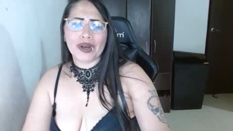 Natasha Smithe  online show from November 20, 2025, 1:50 am