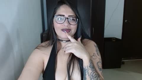 Natasha Smithe  online show from May 5, 2026, 8:06 pm
