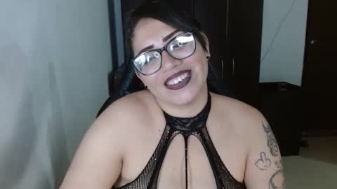 Natasha Smithe  online show from May 7, 2026, 1:11 am