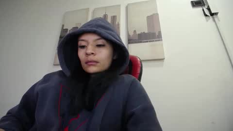 Natashax  online show from November 18, 2025, 5:39 pm