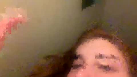 natashophiax online show from April 9, 2026, 2:11 pm