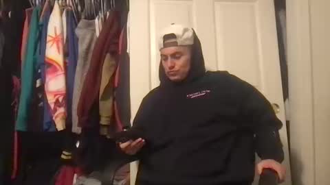 natetheexplorer online show from October 10, 2025, 4:44 am