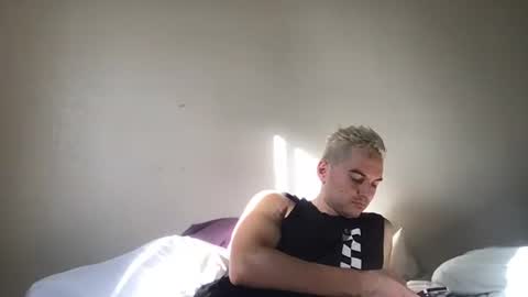 natetheexplorer online show from November 9, 2025, 10:08 pm