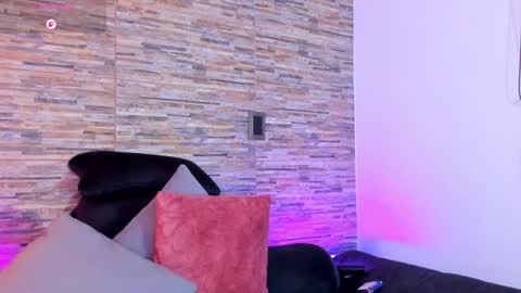 Snapshot of nath_redrex chatting on June 14, 2026, 11:18 pm Nath online show from June 14, 2026, 11:18 pm