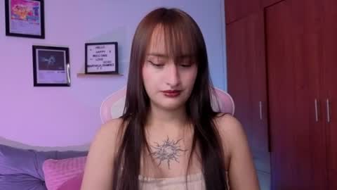 Nathalia Ramirez online show from April 5, 2026, 11:35 pm